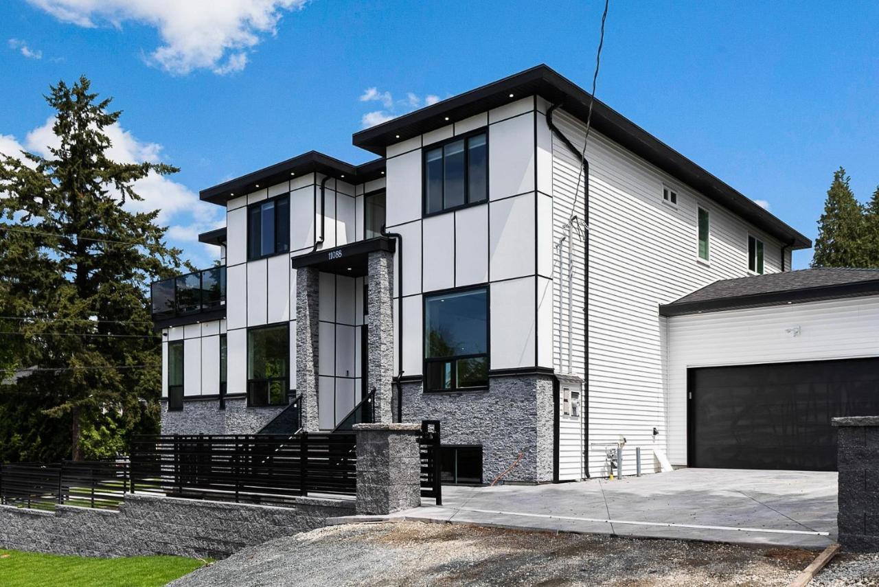 William Place Surrey Exterior photo